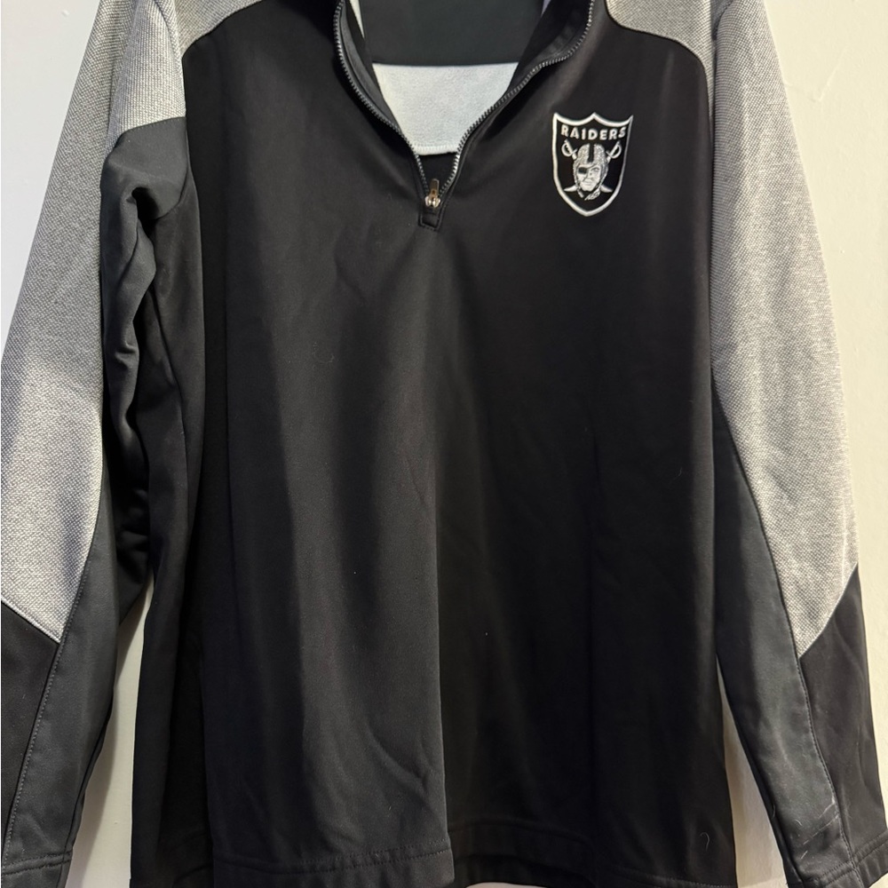 Antigua Black and Gray Pullover